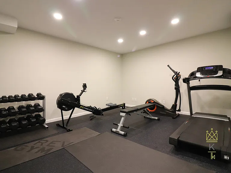 460 Washington St #1 — Photo 16