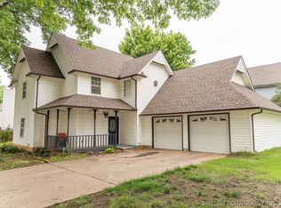 5404 S Fern Ave, Broken Arrow, OK 74011