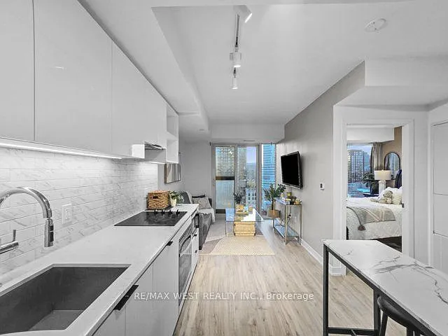 252 Church St #2616 — Photo 3