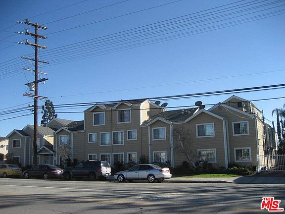 2nd image of 15004 Nordhoff St