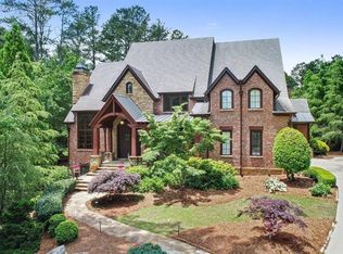829 Middle Fork Trl, Suwanee, GA 30024