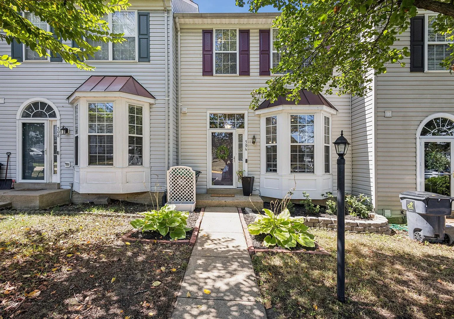 This spacious 4-bedroom, 3.5-bath townhome has been beautifully refreshed and is ready for you to... — Photo 2