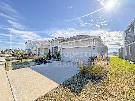 3rd image of 6720 Great Bear Dr