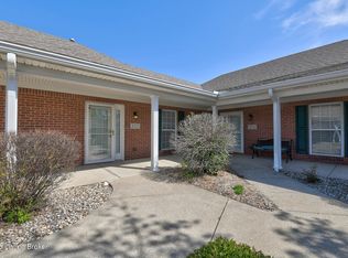 832 Garden Pointe Dr, Simpsonville, KY