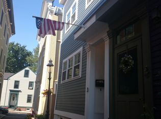 3 Bolton Pl, Charlestown, MA 02129