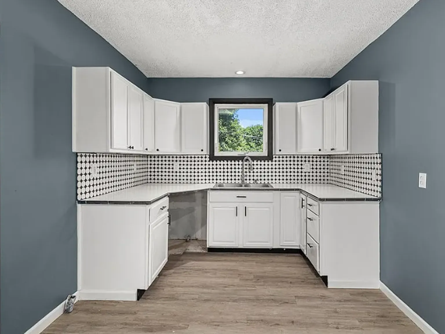 131 Sturges Ave Mansfield OH 44903 — Photo 4