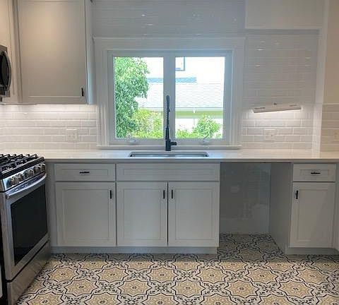 3rd image of 300 Granite Ave