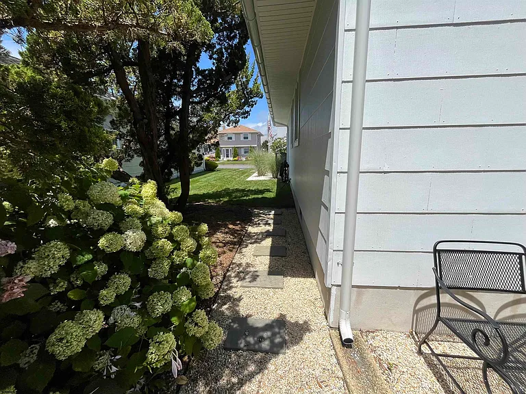 8102 Marshall Ave #8/31 — Photo 20