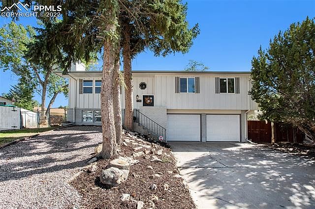 1st image of 7040 Stowe Cir
