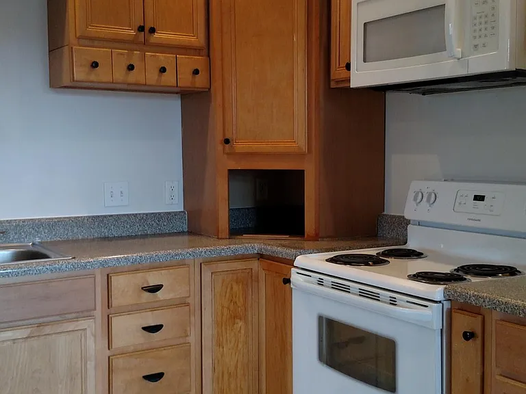 717 Ruggeri St — Photo 8