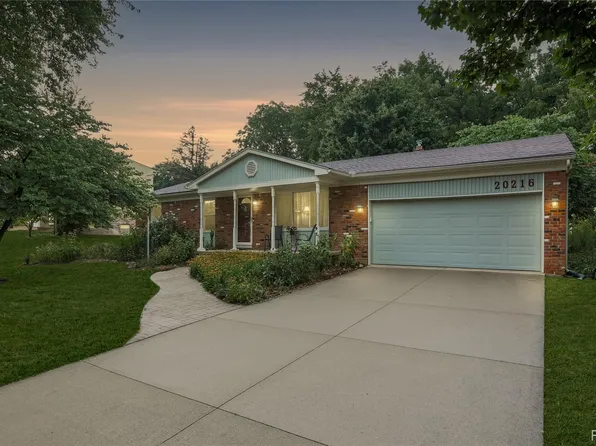 20216 Rippling Ln, Northville, MI 48167