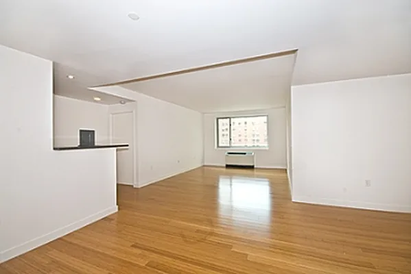 Rented by Citi Habitats | media 12