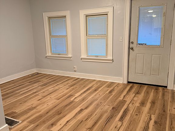 3rd image of 1280 10th Ave