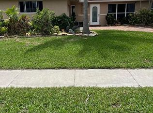 418 NW 13th Dr, Boca Raton, FL 33486
