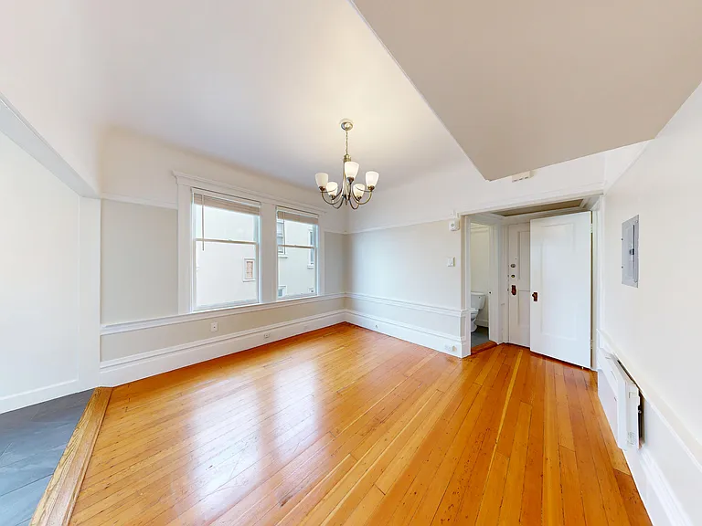 840 California Street — Photo 2