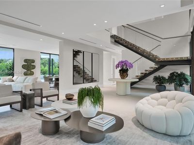 100 Hampton Ln, Key Biscayne, FL, 33149
