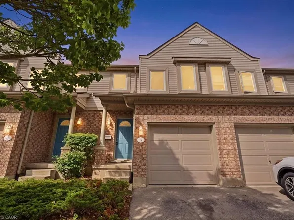 15 Roehampton Cres, Guelph, ON N1L 1M8