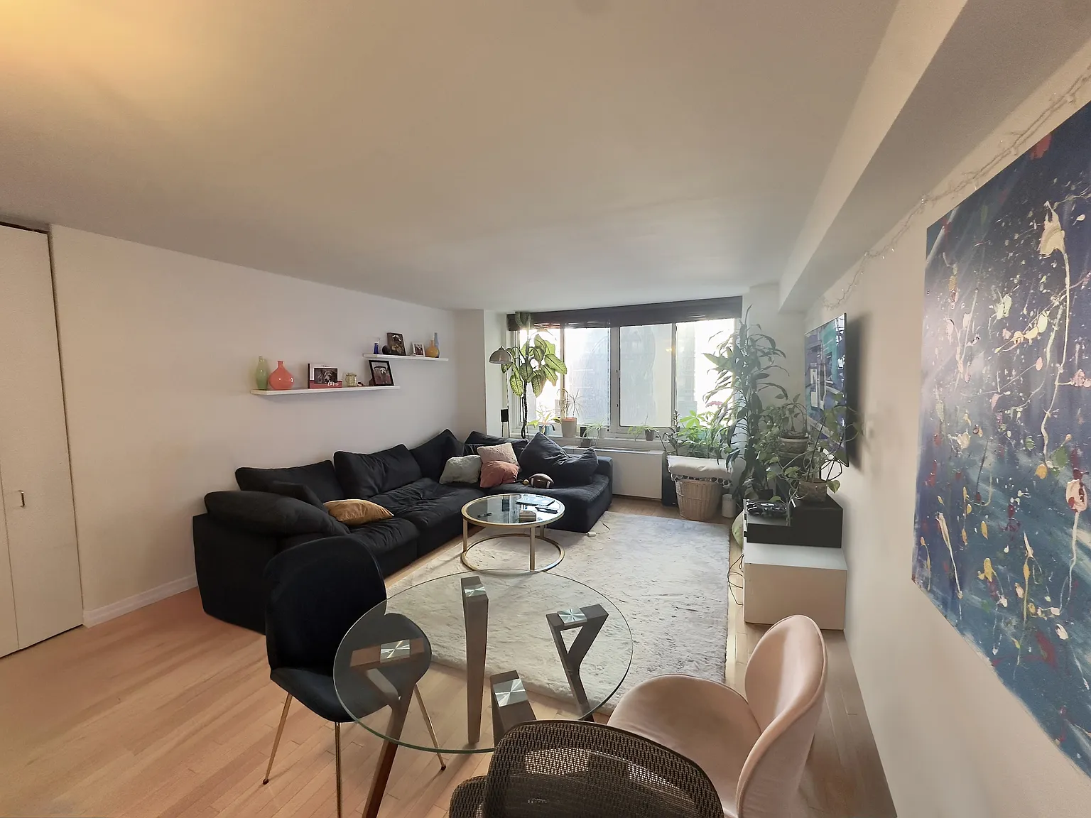 420 East 58th Street — Photo 2