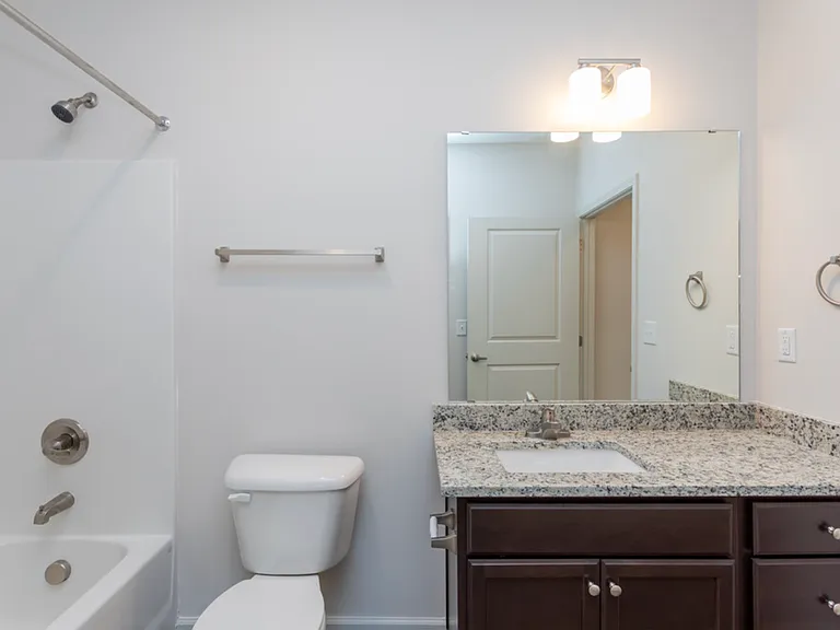 210 Grove Cir #101 — Photo 5