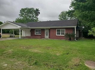 104 2nd Ave, Nederland, TX 77627