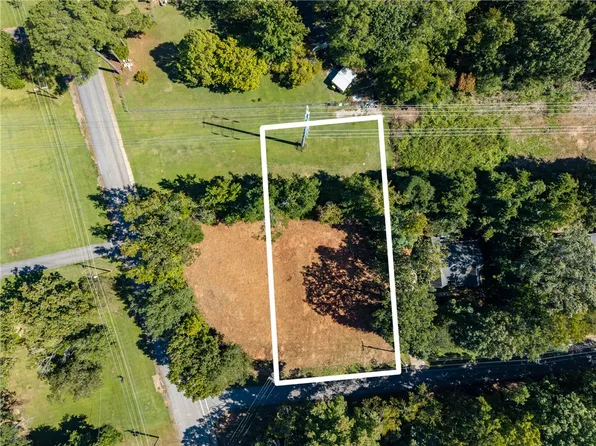 103 Stardust Ln, Clemson, SC 29631