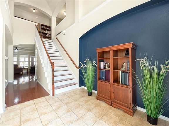 3rd image of 2512 Cantura Dr