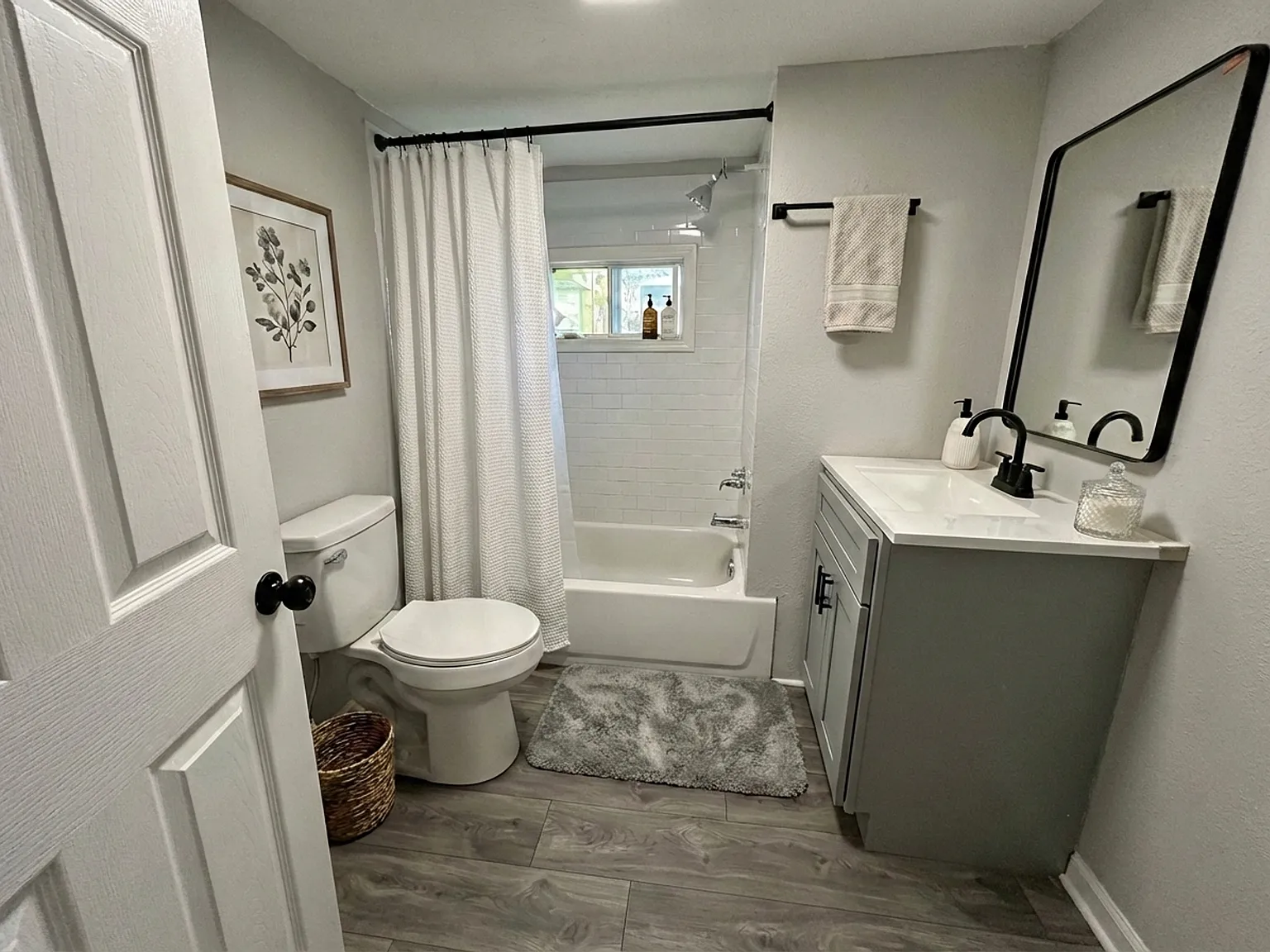 Welcome Home to Sky at Andrews - Pet-Friendly Living! — Photo 4