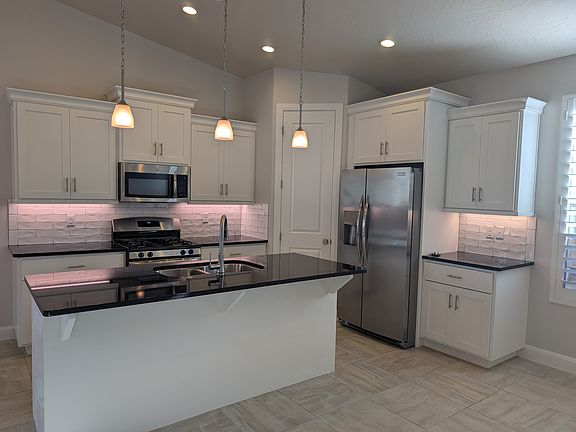 5th image of 2583 E Desert Cliff Dr #A