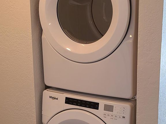 4th image of 404 Railroad Ave APT 13