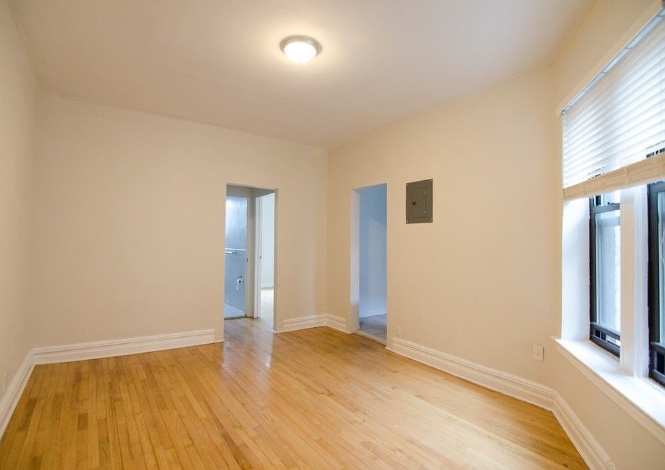 1st image of 4816 46th St APT C1
