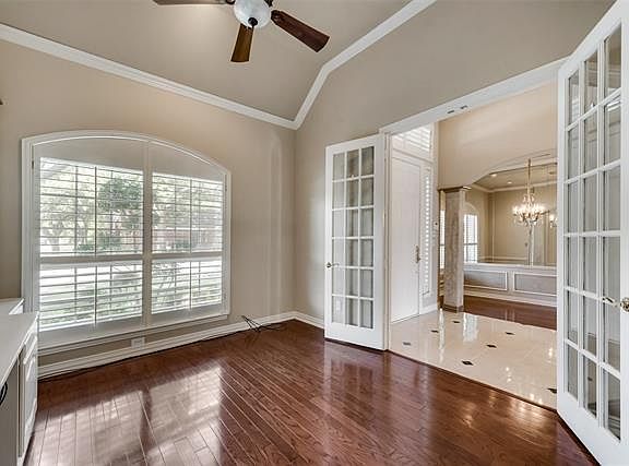 5th image of 18410 Summerfield Dr
