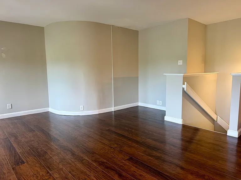 1054 S Kingshighway Blvd #R — Photo 3