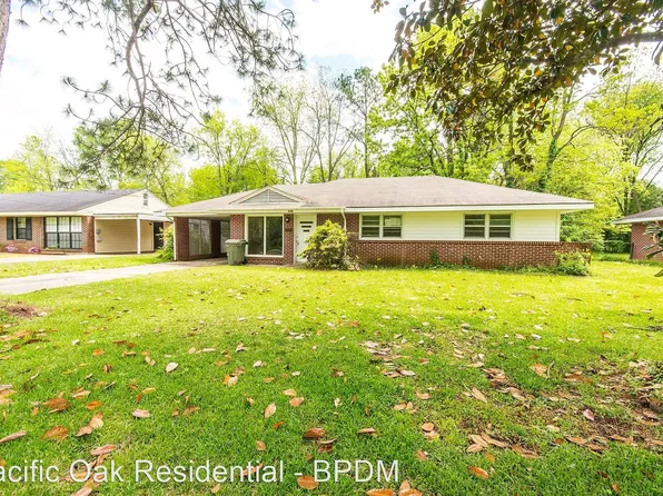 1048 Lynwood Dr, Montgomery, AL 36111