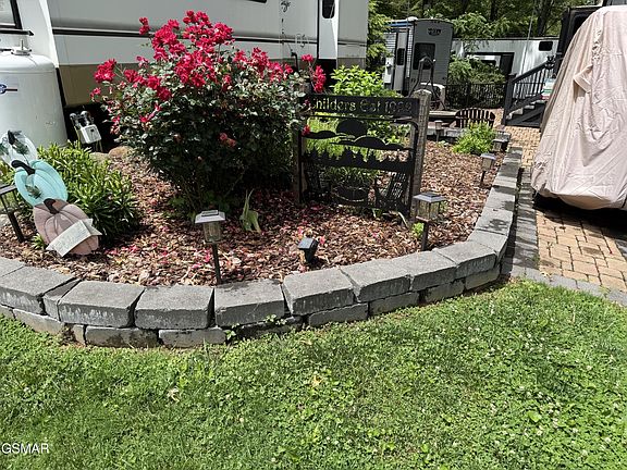 3rd image of 4229 E Pkwy #84-lot 84