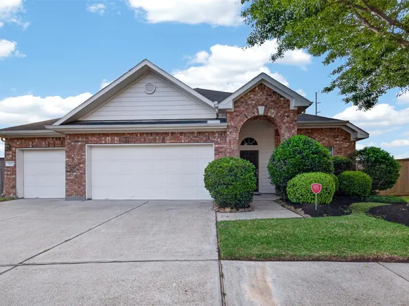 873 Grassy Knoll Trl, La Marque, TX 77568