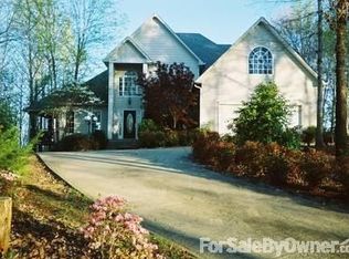 165 Old Melvin Hill Rd, Campobello, SC 29322