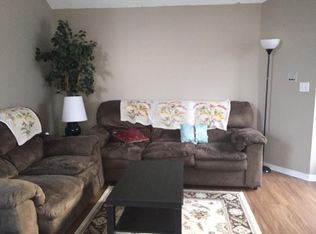 1037 Courtland Dr #18, Buffalo Grove, IL