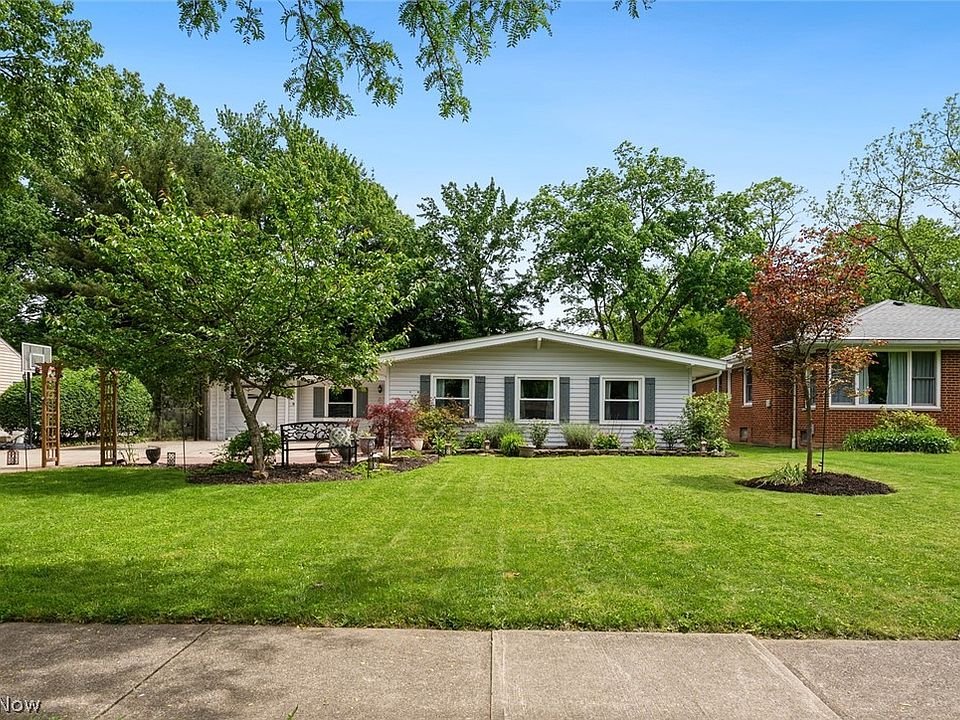1st image of 8975 Lindbergh Blvd