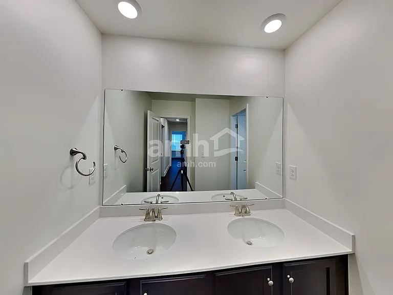 7409 Garrett Ct — Photo 25