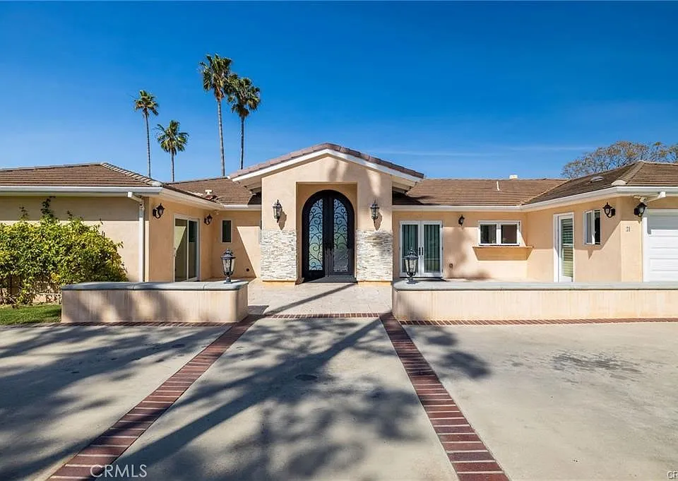 21 Coveview Dr