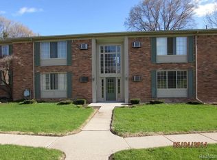 436 Romeo Rd UNIT 325, Rochester, MI 48307