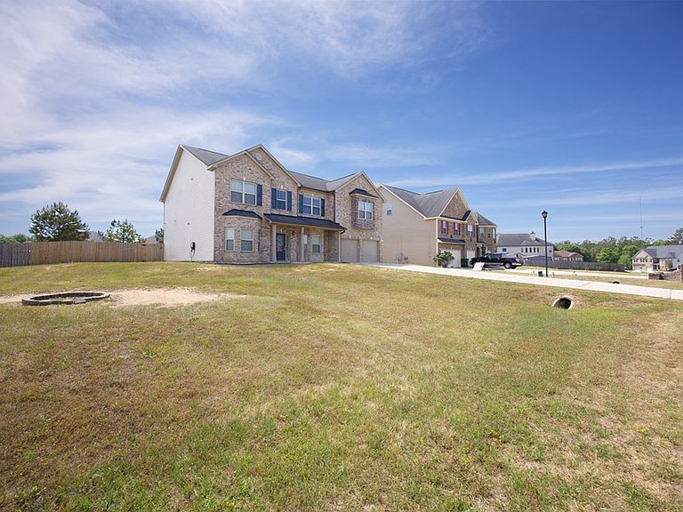 Listing photo 3