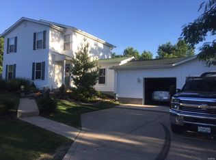 707 E Plattin St, De Soto, MO 63020