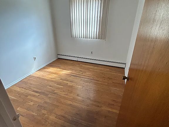 3rd image of 1335 McClure Ave #1A