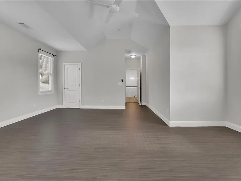 3245 Lynwood Dr — Photo 19