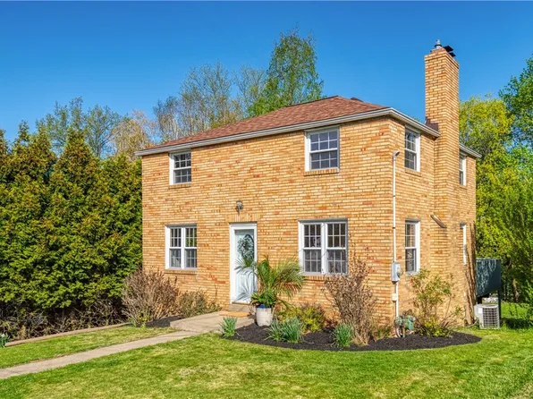 129 Buehner Dr, Pittsburgh, PA 15237