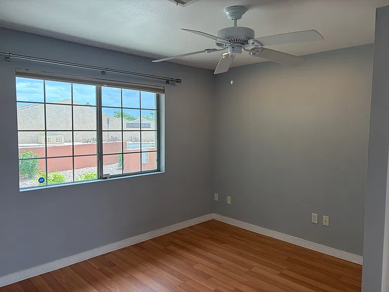 1850 E Maryland Ave #3 — Photo 14