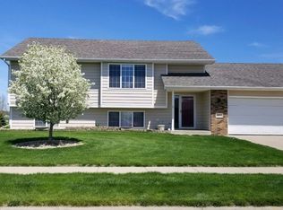1905 Jack Nicklaus Dr, Elk Point, SD 57025