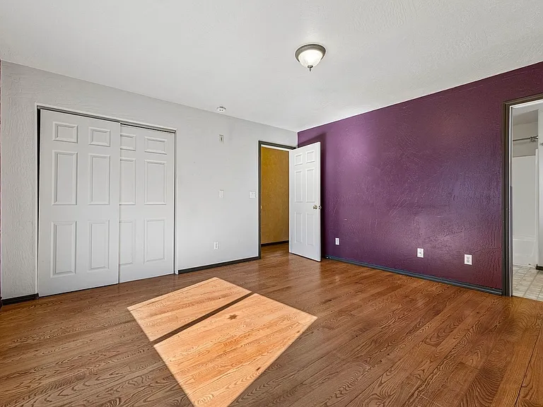 Meadowbrook Dr — Photo 13