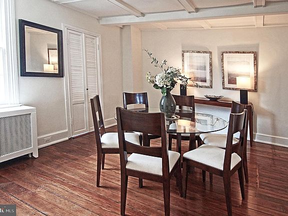 5th image of 115 6th St SE